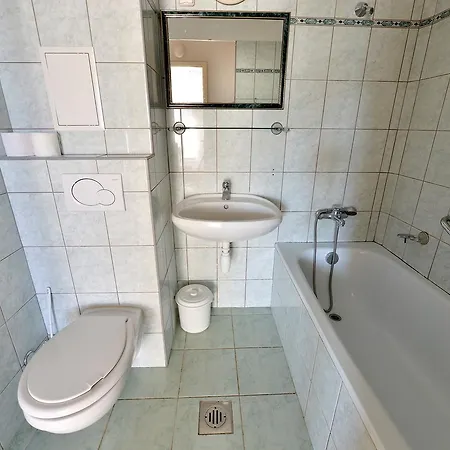 Fenyo Apartman * Zánka