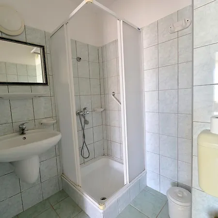 Aparthotel Fenyo Apartman *