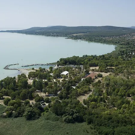 Aparthotel Fenyo Apartman *